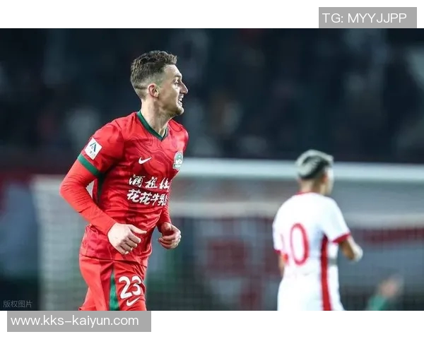 河南续约拉莫斯是信任，国安踢亚冠当练兵近3场轰12球双中锋醒了